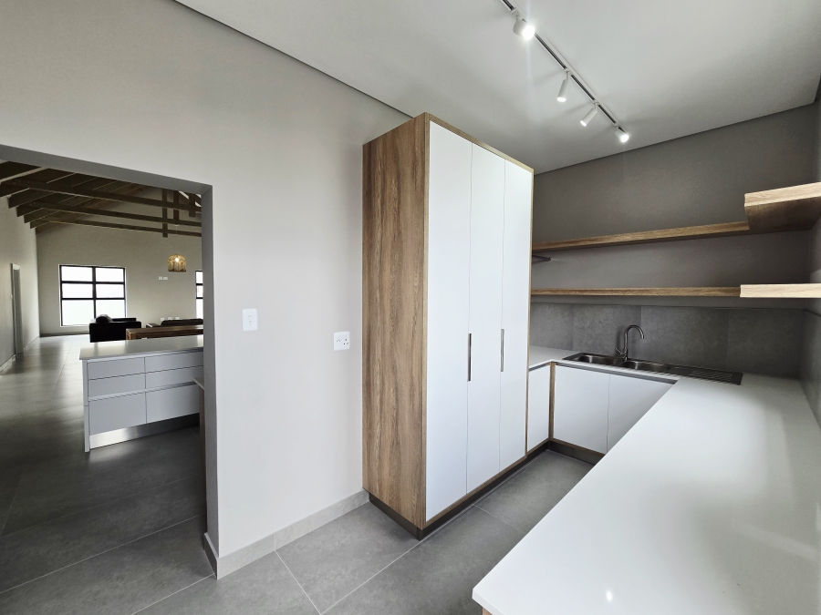 3 Bedroom Property for Sale in Kingswood Golf Estate Western Cape